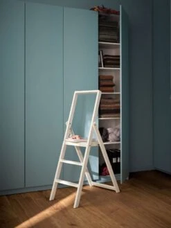 Step Stepladder -Skandium Sale Store 9ff46c83014cac17a9cb10c4bc212503 98bb7c0c 2336 44f6 bb1d d5472f49ac89